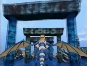 Here we see the same eroded archways found in episode 1 of Panzer Dragoon.