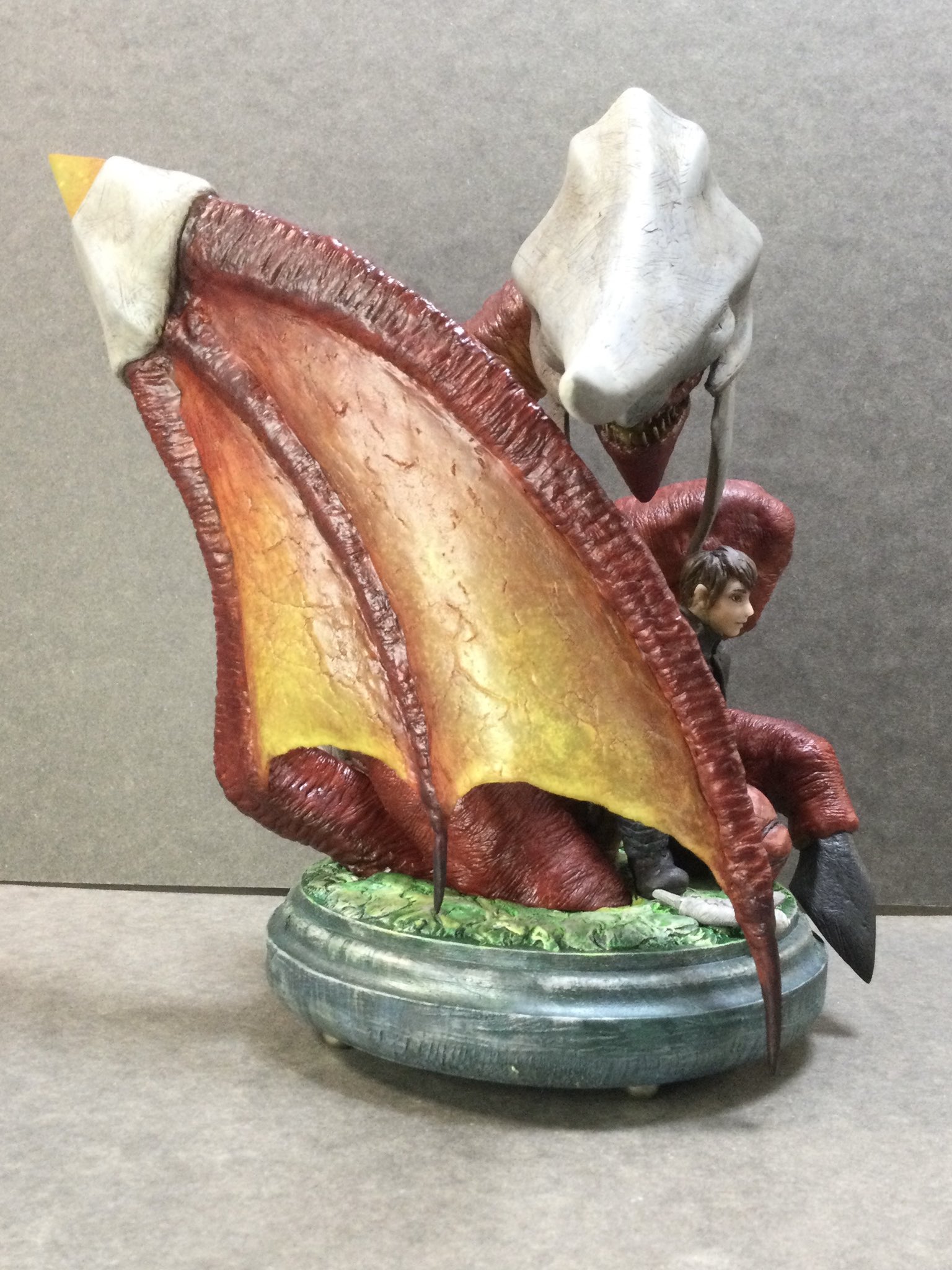 Panzer Dragoon Legacy Edge and Dragon Sculpture